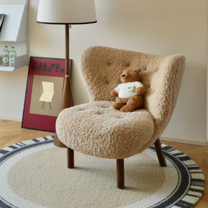 Poltrona Moderna Stile Little <span class=keywords><strong>Petra</strong></span> in Shearling, con Schienale Curvo e Imbottito, Comoda e Imbottita, con Gambe in Legno Massello, per Casa e Ufficio - Product Image 1