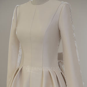 Vestido de Novia Musulmán Moderno NT05, Cuello Alto, Manga Larga, Encaje, Flores de Cristal, Color Champán, Corte en A - Product Image 4