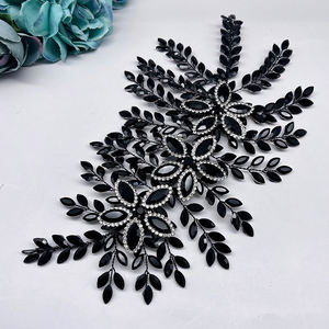 Somptueux 3D Floral Shimmer Rhinestone Dress Crystal Bridal Jewel Applique pour robe de mariée et accessoires pour cheveux - Product Image 2