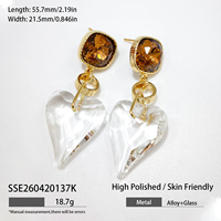 Boucles d'oreilles Coquette Esthétique Cœur Transparent Plaqué Or 18K Tendance Goutte Coussin Bijoux Statement Unisexe pour Anniversaire