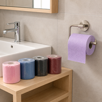 Papier toilette gaufré multicolore personnalisé en petits rouleaux pour la décoration de tables de restaurant, de fêtes et de festivals