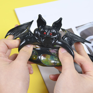 Juguete Antiestrés de Halloween con Cuentas de TPR Suave y Elástico en Forma de Murciélago, Juguete para Apretar, Regalo Clásico de Cumpleaños - Product Image 4