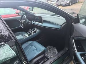 รถยนต์ MG7 รุ่น Executive Luxury Sedan รุ่นท็อป ราคาส่งออกที่ดีที่สุด รถใหม่ - Product Image 3