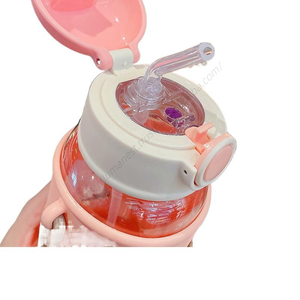 Bouteille d'eau en plastique portable décontractée avec sangle et autocollant 3D, pour enfants, à boire directement, vente en gros - Product Image 3