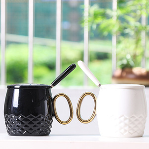 Ceramic Coffee Mug Set With Gold Handle Lid Spoon Solid Color Pineapple Design Couple Mugs For <b>Presents</b> - Product Image 1