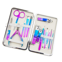 Ensemble d'outils de manucure et pédicure professionnels de luxe en acier inoxydable avec coupe-cuticules et coupe-ongles rose