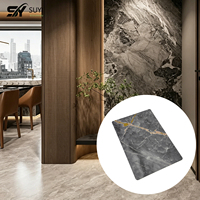 Panneau mural en PVC 3D effet marbre brillant, résistant aux rayures, aux UV, imperméable, ignifuge et coloré pour la maison, le salon et l'hôtel