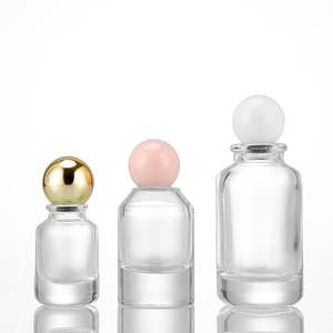 Chất lượng cao bán buôn 30ml 50ml 100ml trong suốt chai rỗng vòng chai nước hoa với hộp mực phun - Product Image 3