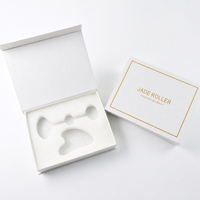 Boîte d'emballage cadeau de luxe personnalisée avec logo blanc et fermeture magnétique pour ensemble de soins de la peau, rouleau de jade et pierre Gua Sha