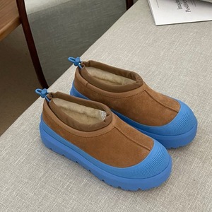 2026 personalizado nuevo ante de vaca impermeable antideslizante transpirable invierno cálido plataforma Uggs botas para mujeres con Logo tobillo - Product Image 4