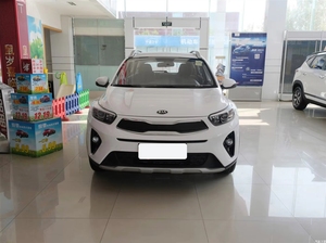 Voiture d'occasion Kia Stonic 1L4 Essence, SUV économique, boîte 6 vitesses, prix de gros France - Product Image 2