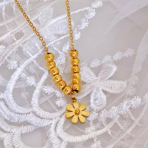 Elegante collar de acero inoxidable exquisito de oro de 18 quilates para mujer, cuentas de margaritas, nuevo colgante versátil, joyería Ins Style no se decolora - Product Image 4