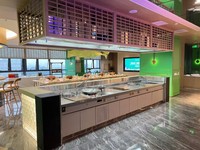 Línea de Cocina Comercial de Bajo Consumo, Vaporera Combinada, Olla para Fideos, Wok a Gas de Acero Inoxidable para Programas de Comidas Escolares