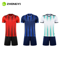 Ensemble de maillots rétro pour enfants en gros 2026-27 # 10 maillots et shorts de sport respirants à séchage rapide imprimés par transfert thermique pour l'été
