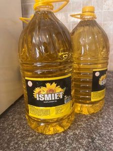 Aceite de Girasol Refinado Comestible Alemania 1L-25L Amarillo Liza Light en Botella de Vidrio, Empaque a Granel, 2 Años de Vida Útil, Marca Personalizada, Fresco - Product Image 5