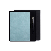 Coffrets Cadeaux de Carnets Moelleux PQ A5 – Essentiels Scolaires en Tissu Personnalisables et Colorés – Boîte Cadeau Premium
