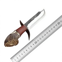 Couteau de chasse Damas à lame fixe, bord droit, manche en bois de cerf avec étui en cuir pour le camping et les activités de plein air