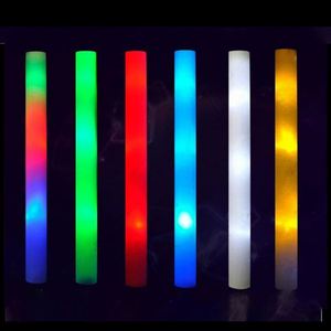 Bâtons lumineux pour mariage, anniversaire, bâtons en mousse colorés à 3 lumières clignotantes, fournitures de fête LED avec logo personnalisé - Product Image 1