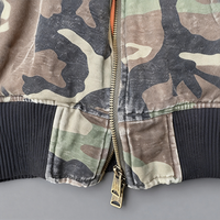 Chaqueta Bomber Corta de Camuflaje MANNA, Personalizada de Fábrica, de Algodón Sarga Desgastado con Efecto Sol, Acolchada y con Lavado Vintage