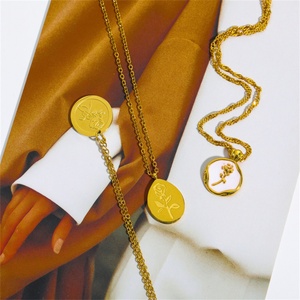 Wholesale Stainless Steel Women Jewelry <b>Necklace</b> Custom Gold Plated Flower <b>Necklace</b> - Product Image 3