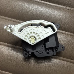 Actuador del Motor del Calefactor Jinxing World 79140-SHJ-A01 para Honda Acura MDX, Control de Temperatura - Product Image 1