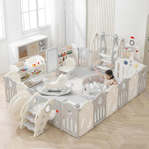 Nuovo Design: Box per Bambini e Neonati in Plastica Grande per Interni, con Scivolo e Altalena, Focalizzato sulla Sicurezza, Ideale per Scuole e Parchi - Product Image 1