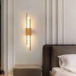 Offre Spéciale moderne créatif acrylique fer mur LED lampe intérieur chevet hôtel chambre appliques murales - Product Image 3