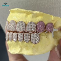 Couvre-dents en argent S925 personnalisés avec logo, coupe classique Cœur et Flèche, entièrement sertis de Moissanite, bijoux fins haut de gamme OEM