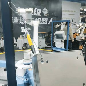 Robot industriel 6 axes HWINT de qualité supérieure à fonctionnement stable pour l'entretien de machines, le transfert et le chargement de pièces moulées sous pression - Product Image 1