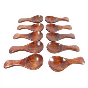 Cuillère à café en bois classique et écologique avec long manche et tailles petites/grandes pour la maison, le café et le restaurant - Product Image 1