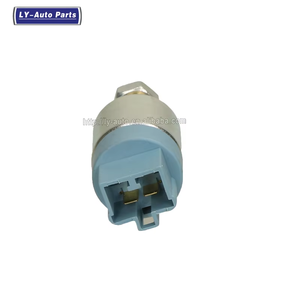 Chất lượng cao phanh chuyển đổi ánh sáng cho TOYOTA COROLLA PRIUS Altis Land Cruiser <span class=keywords><strong>OEM</strong></span> 84340-47010 8434047010 - Product Image 5