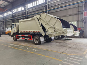 HOWO 8CBM RHD Compactor Garbage Truck with rear loading structure - Product Image 4
