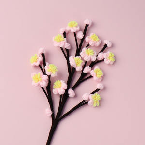 Hecho a mano tejido solo artificial <span class=keywords><strong>Chimonanthus</strong></span> Praecox Lamei Wintersweet Flor de ganchillo para Navidad Día de la madre nuevo - Product Image 3