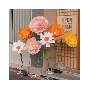 Fotografia <span class=keywords><strong>E</strong></span>-HB009 vetrina centro commerciale decorazione <span class=keywords><strong>fiori</strong></span> <span class=keywords><strong>fiori</strong></span> di carta <span class=keywords><strong>fiori</strong></span> giganti <span class=keywords><strong>fiori</strong></span> grande grande farfalla per il matrimonio - Product Image 2