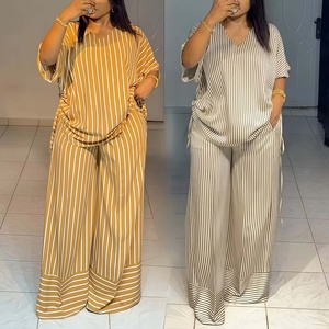 Neueste Design Mode Damen Kleidung Boutique Street Wear Kurzarm Stripped V-Ausschnitt Shirt und Wide Leg Pant 2-teiliges Set - Product Image 1