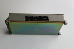 Carte électronique pour excavatrice SK200-2 SK100-2 SK200-5 SK200-5.5 - Product Image 3