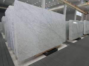 Lastra di marmo <span class=keywords><strong>Bianco</strong></span> <span class=keywords><strong>Bianco</strong></span> di pietra SH Carrara italiano di alta qualità lucida naturale <span class=keywords><strong>Bianco</strong></span> Carrara Gioia lastra di marmo per controsoffitti - Product Image 2