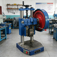 Elektrische Tischstanzpresse mit Doppelsäule für Metallblech- und Rohrlochstanzung