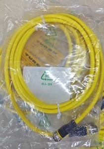 Cable de Conexión Original Nuevo RKC4.5T-2-RSC4.5T/TEY2501 para Sensor de Equipos de Automatización Industrial en Stock - Product Image 1