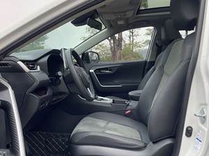 Toyota RAV4 2022 AWD Benzina con Interni in Pelle, Cambio Automatico, LED, Guida a Sinistra, Telecamera Posteriore, Pneumatici R19, Motore 2.0L CVT 4WD Premium - Product Image 5