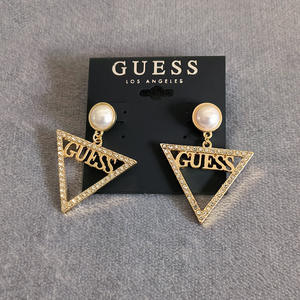 Pendientes Geométricos Triangulares con <span class=keywords><strong>Perlas</strong></span> y Piedras Preciosas, Estilo Europeo y Americano, Diseño Nuevo, Dulces Pendientes de Botón y Colgantes <span class=keywords><strong>GUESS</strong></span> - Product Image 1