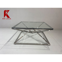 Table basse en verre minimaliste avec pieds en acier inoxydable, design italien minimaliste, support à contre-croisillons, meubles de salon