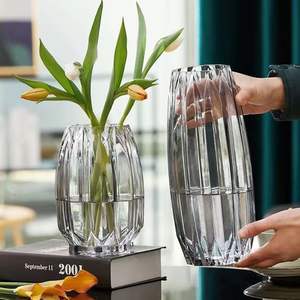 Jarrón <span class=keywords><strong>de</strong></span> Vidrio Transparente <span class=keywords><strong>de</strong></span> Lujo Ligero y <span class=keywords><strong>de</strong></span> Alta Gama, Diseño Moderno Minimalista <span class=keywords><strong>para</strong></span> Flores Frescas con Agua, Rosas, <span class=keywords><strong>Bambú</strong></span> <span class=keywords><strong>de</strong></span> <span class=keywords><strong>la</strong></span> <span class=keywords><strong>Suerte</strong></span> - Product Image 2