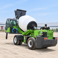 Promotion : Camion malaxeur à béton 4x4 auto-chargeur 0,6-6,5 m³ multifonctionnel mobile