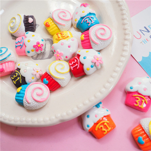 Miễn Phí Vận Chuyển Bánh Kawaii Nhựa Quyến Rũ Tô Điểm Phụ Kiện Flatback Trang Trí Nhựa Cabochon Cho Diy Thủ Công Làm - Product Image 3