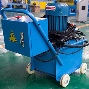 Rivetteuse hydraulique à grande vitesse pour la connexion <span class=keywords><strong>de</strong></span> tôles en aluminium et en acier inoxydable - Product Image 3