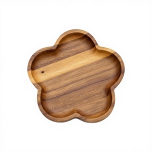 Bandeja de Madera con Múltiples Formas, Diseño Natural Tallado a Mano, para Decoración del Hogar, Hecho en Vietnam - Product Image 1