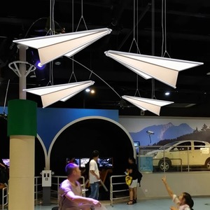 Lámpara de Techo Moderna Minimalista con Forma de Avión de Papel, Luz LED Rectangular Blanca de Múltiples Cabezas para Oficina, Cafetería, Habitación Infantil - Product Image 4