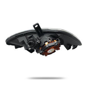 ไฟตัดหมอกหน้ารถเมอร์เซเดส-เบนซ์ เอส-คลาส W221 แบบฮาโลเจน ซ้ายและขวา อะไหล่ทดแทน หมายเลขอะไหล่ 2218200156 - Product Image 1