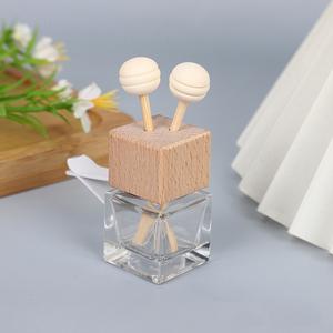 Wholesale 8ml Square Matte Frosted Glass <strong>Car</strong> <strong>Diffuser</strong> Bottle Empty Air Vent Perfume Clip Essential Oil Holder <strong>Refillable</strong> Bottles - Product Image 6